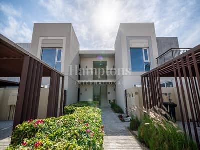 2 Bedroom Flat for Sale in Dubai South, Dubai - Exclusive | Pool and Park View | Rented