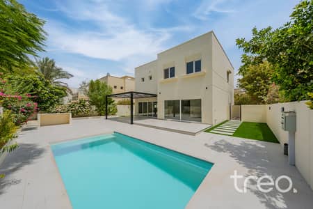 5 Bedroom Villa for Rent in The Meadows, Dubai - 1 5 Bedroom Villa for Rent in The Meadows, Dubai - 1