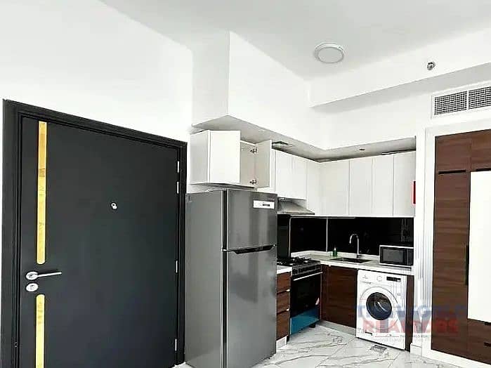 6 Image 6