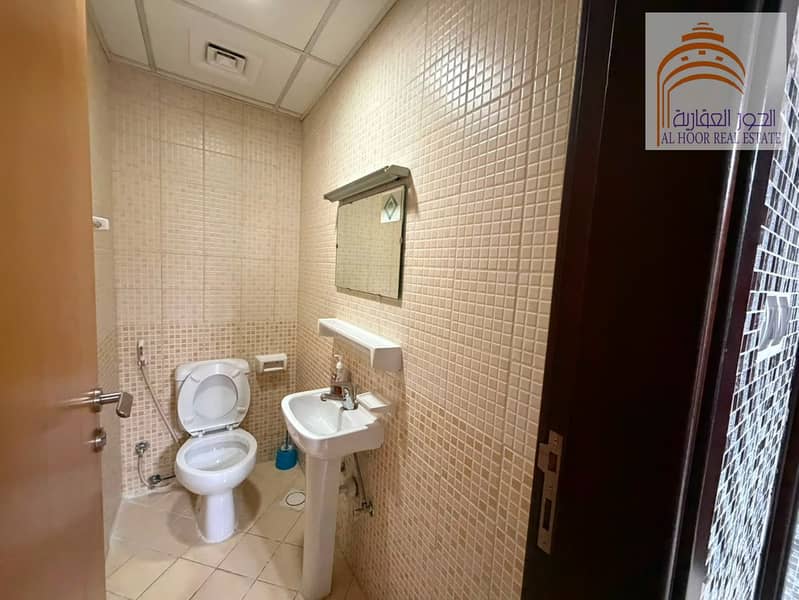 29 d57cbce0-e987-45c6-8ae1-ce295aaa9082. jpg