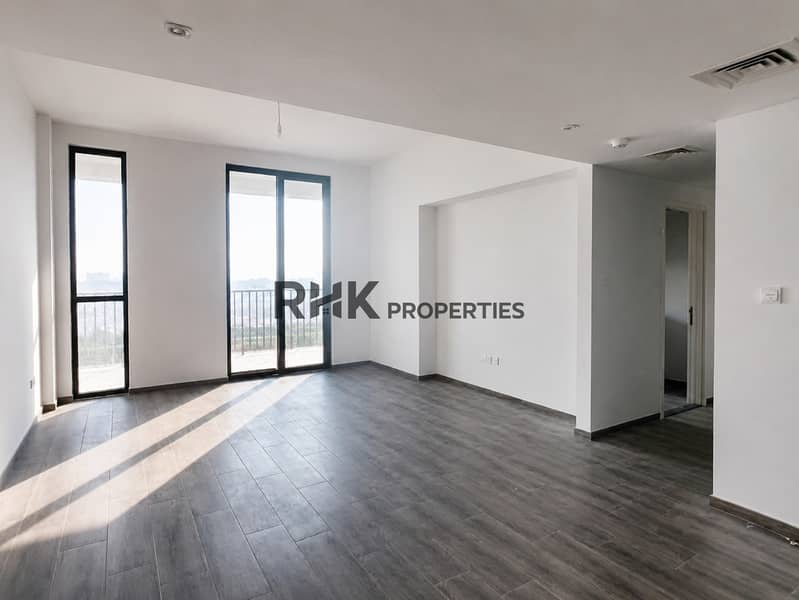 5 Bright open-plan living room in a two-bedroom Noor 5 Midtown apartment