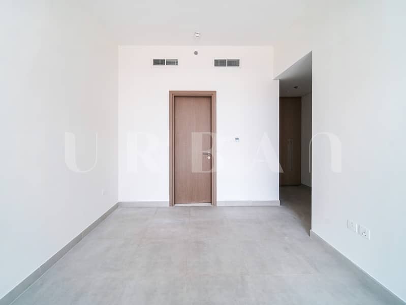 14 ADU00873. JPG
