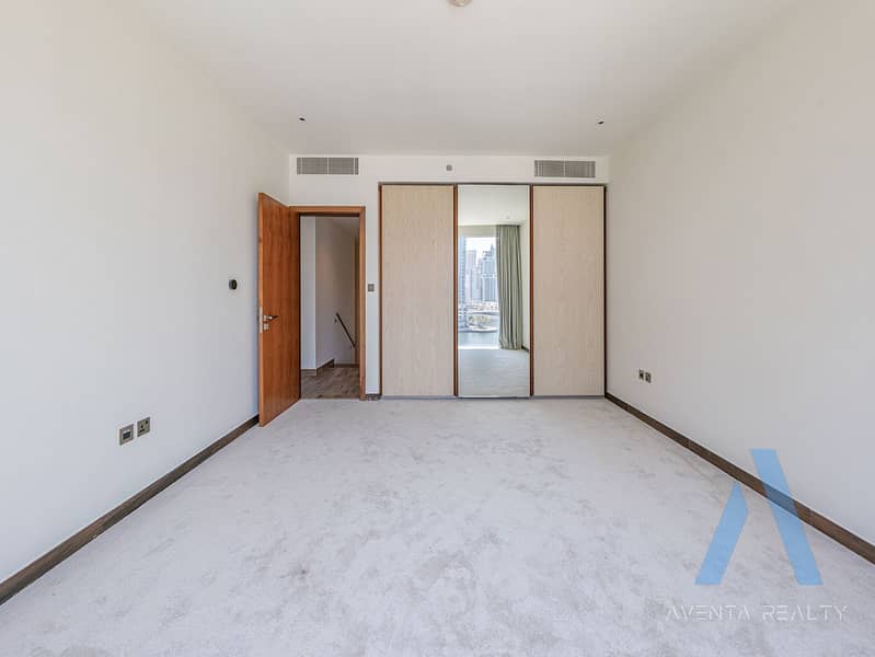 18 ECR01213. JPG