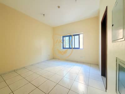 فلیٹ 1 غرفة نوم للايجار في بوطينة، الشارقة - 83b593b5-03aa-4f87-92c2-59e98b46f77f. jpg