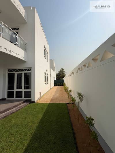 3 Bedroom Villa for Rent in Jumeirah, Dubai - tempImageAfrrDF. jpg