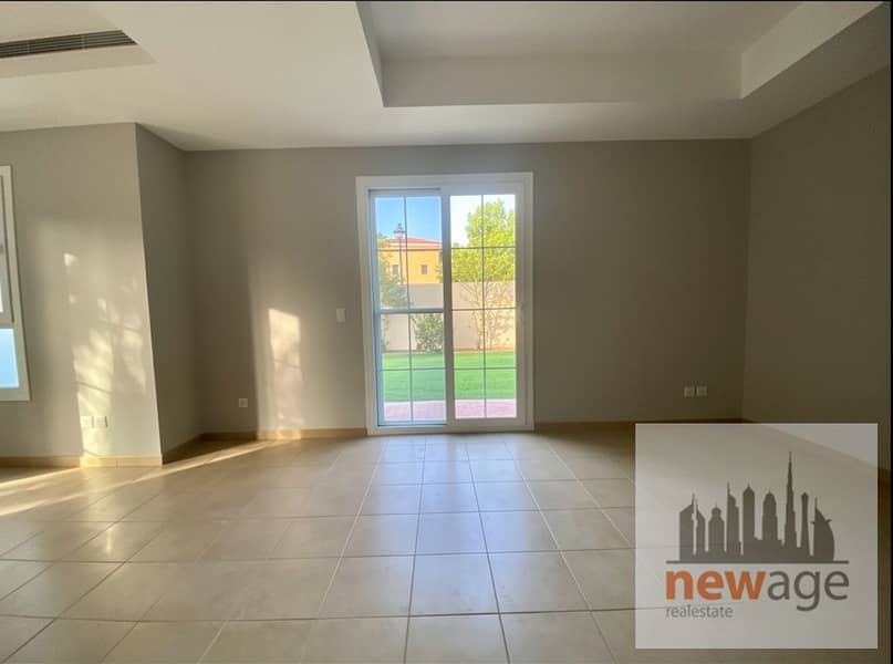 13 3-BHK Townhouse (Al Reem. 3 - Arabian Ranches) Pic. 21. jpg