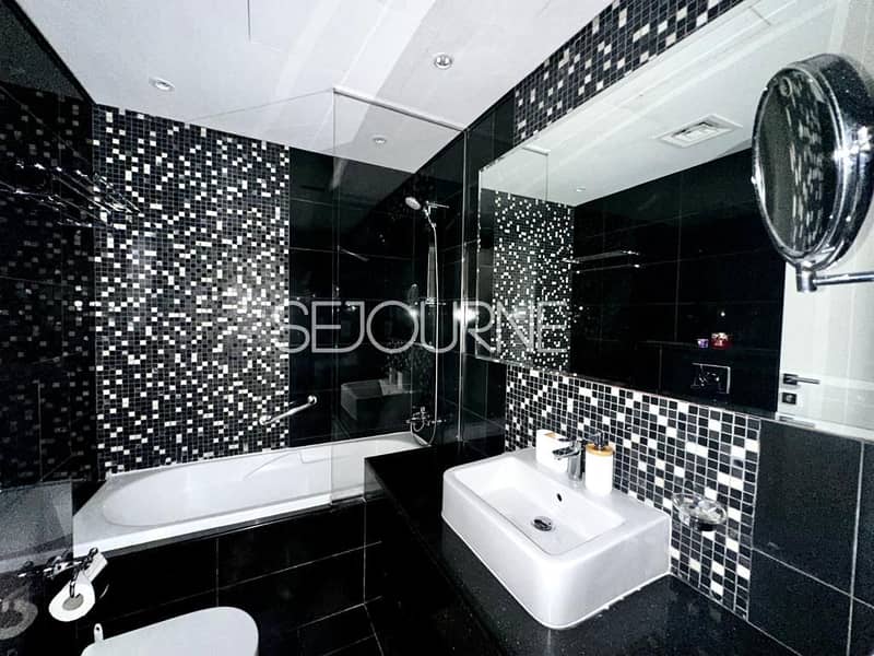 7 Vogue washroom. jpeg