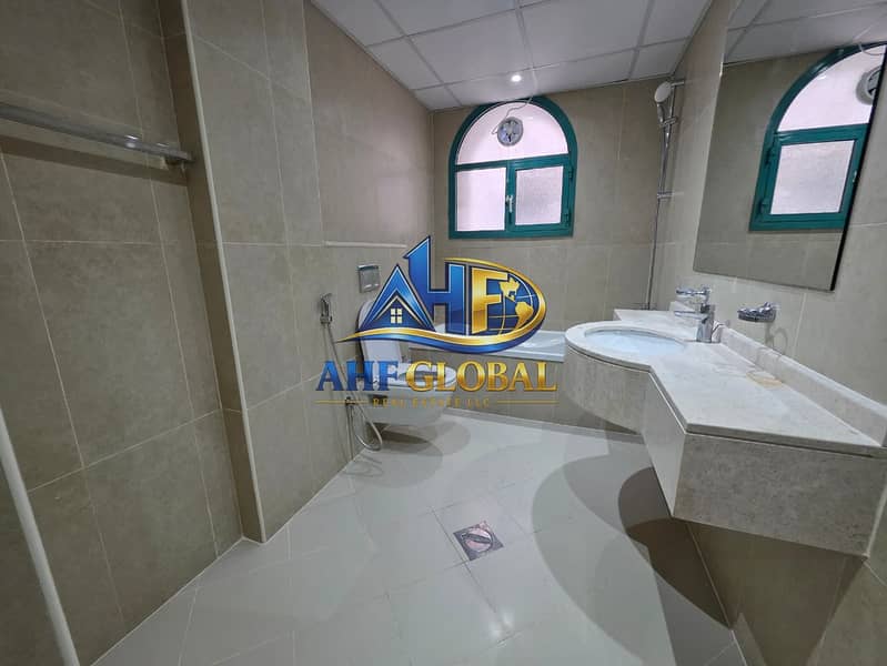 10 ac58c1d5-8633-4938-83d2-aeca2bb61ebe. jpg