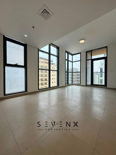 1 Bedroom Flat for Rent in Jumeirah Garden City, Dubai - WhatsApp Image 2026-08-20 at 9.05. 19 PM (2). jpeg 1 Bedroom Flat for Rent in Jumeirah Garden City, Dubai - WhatsApp Image 2026-08-20 at 9.05. 19 PM (2). jpeg