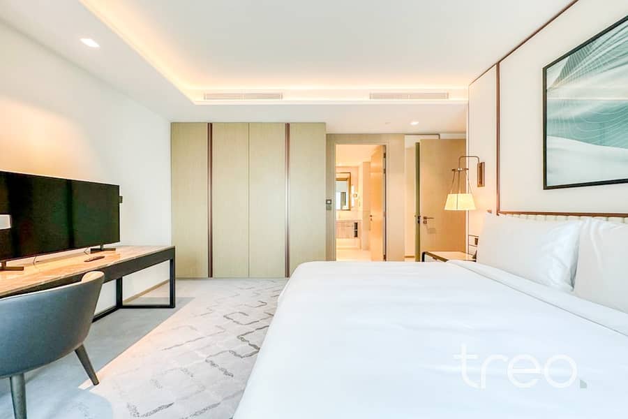 8 2208 Address Harbour Point Tower 2, The Lagoons - 5. jpg