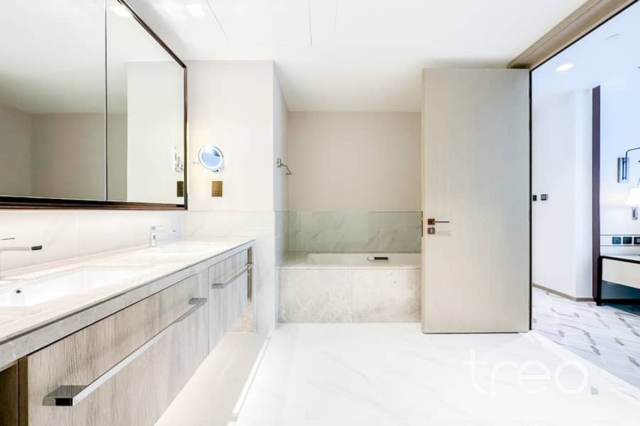 9 2208 Address Harbour Point Tower 2, The Lagoons - 4. jpg