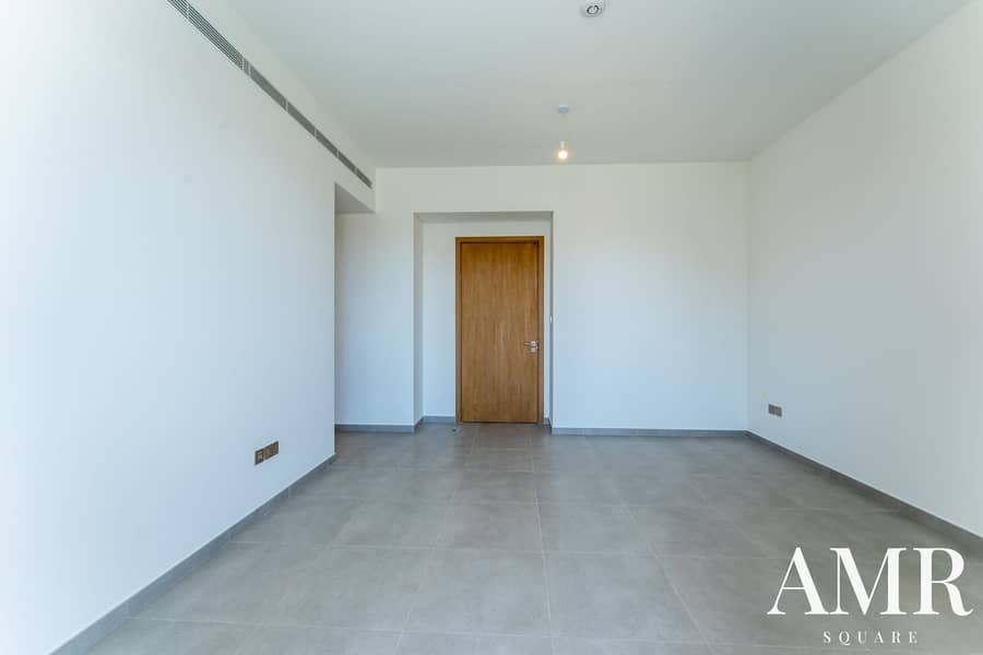 14 Jebel Ali Village Villa-13. jpg