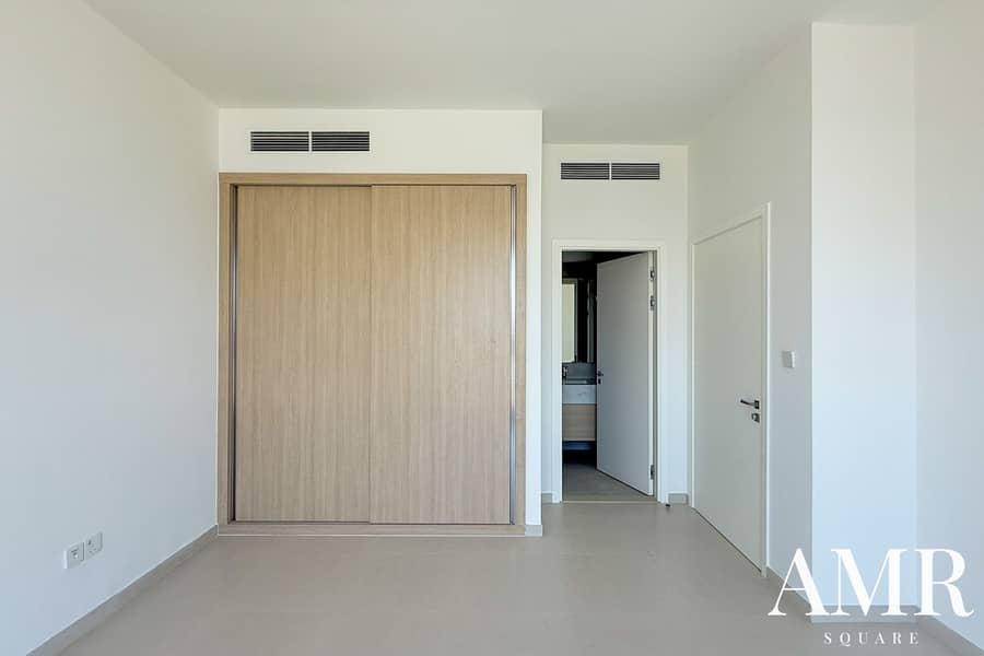 21 Jebel Ali Village_4bhk_Townhouse-18. jpg