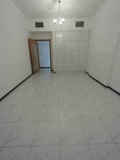 2 bhk aviable Abu hail metro good for family sharing allowed only with balcony car parking available rent 70k Rady to move availabl More details call