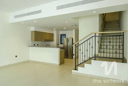 Townhouse de 4 chambres à à louer à DAMAC Lagoons, Dubai - Maison de ville à DAMAC Lagoons，Santorini, 4 chambres, 190000 AED - 16244330