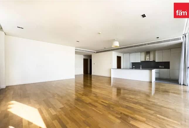 Huge 3 Bedrooms | Prime Location | Luxury Huge 3 Bedrooms | Prime Location | Luxury