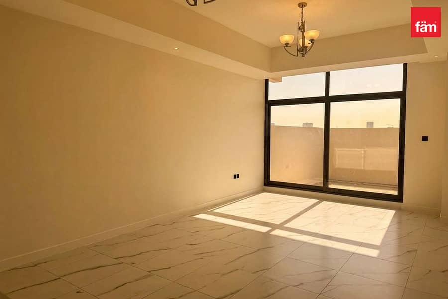 Single Row | Premium Family Townhouse Single Row | Premium Family Townhouse