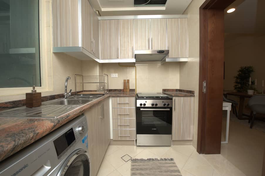 5 dxb1l145_PG_img8. jpg