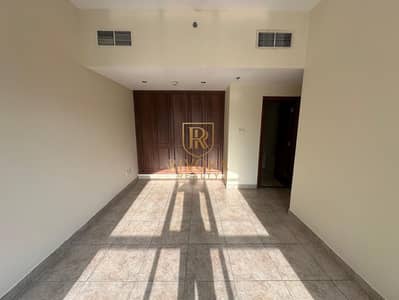 2 Bedroom Flat for Rent in Dubai Healthcare City, Dubai - WhatsApp Image 2026-08-20 at 5.23. 07 PM (2). jpeg 2 Bedroom Flat for Rent in Dubai Healthcare City, Dubai - WhatsApp Image 2026-08-20 at 5.23. 07 PM (2). jpeg
