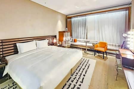 Studio for Sale in Business Bay, Dubai - Furnished Unit | Skyline View | High ROI