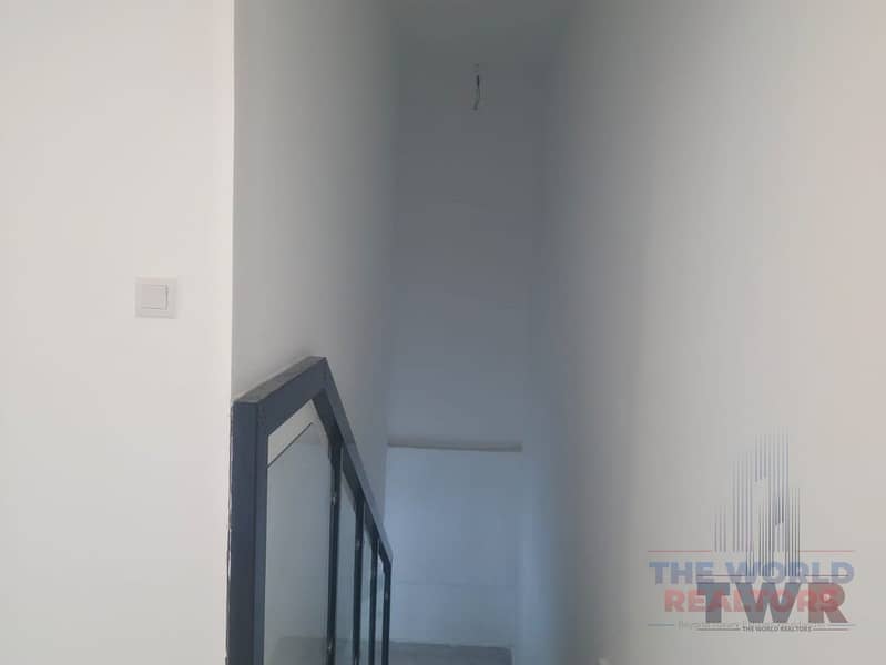 13 Image 13
