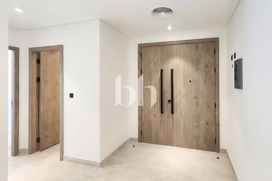 3 images image img