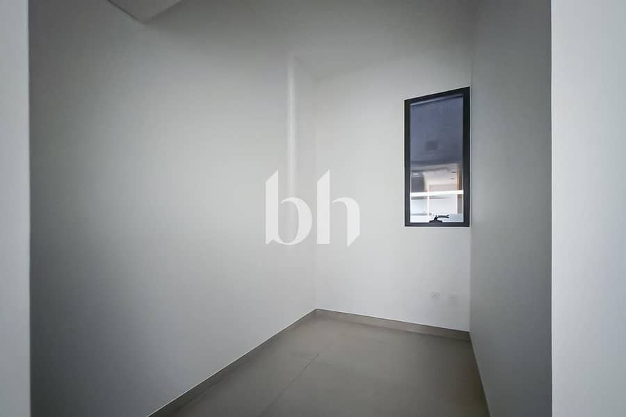 11 images image img