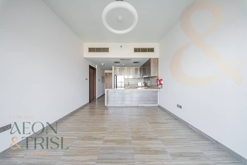 Prime Location l Spacious l Family Living Prime Location l Spacious l Family Living