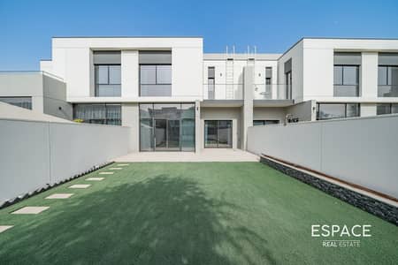3 Schlafzimmer Villa zum zum Verkauf in Al Furjan, Dubai - Villa in Al Furjan,Murooj Al Furjan, 3 schlafzimmer, 4499999 AED - 16247248 3 Schlafzimmer Villa zum zum Verkauf in Al Furjan, Dubai - Villa in Al Furjan,Murooj Al Furjan, 3 schlafzimmer, 4499999 AED - 16247248
