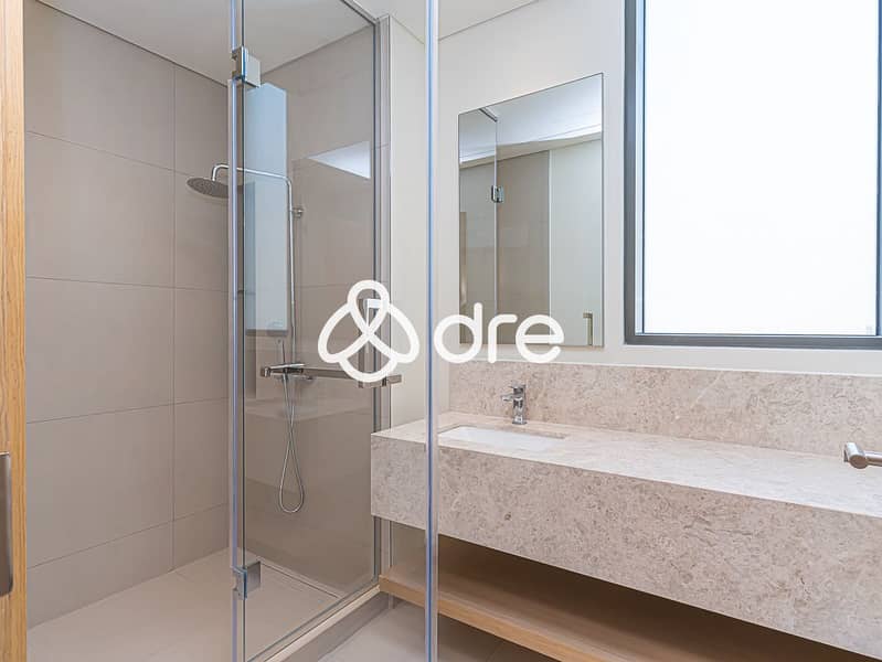 26 DRE06394-Edit. JPG