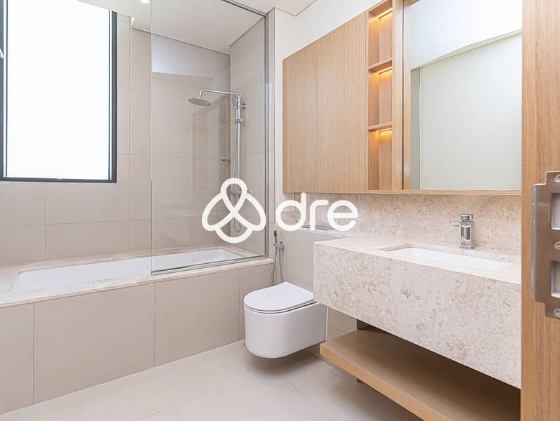 29 DRE06396-Edit. JPG