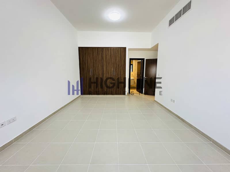 Huge Layout 1BR | Spacious | Closed Kitchen Huge Layout 1BR | Spacious | Closed Kitchen