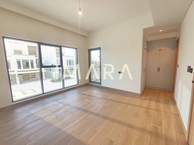 Close to Pool | Balcony | Landscaped | Brand New Close to Pool | Balcony | Landscaped | Brand New