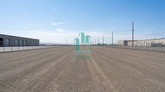 Industrial Land in vendita a Al Sajaa, Sharjah - Gemini_Generated_Image_4em0pg4em0pg4em0. jpg