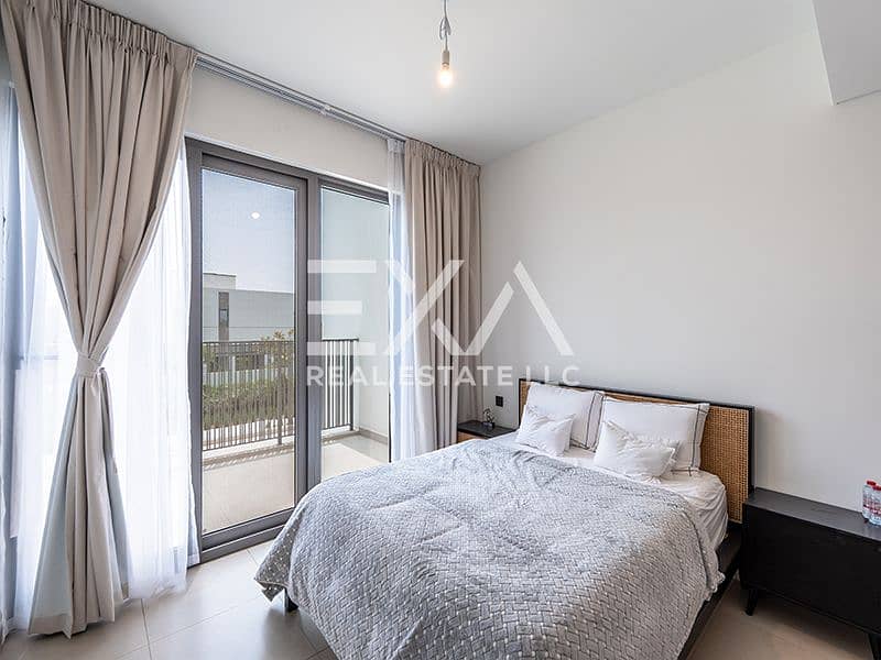 6 5. Master Bedroom Window. jpg