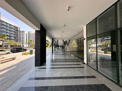 Shop for Rent in Meydan, Dubai - Street Facing Advantage | Best Price | Visible