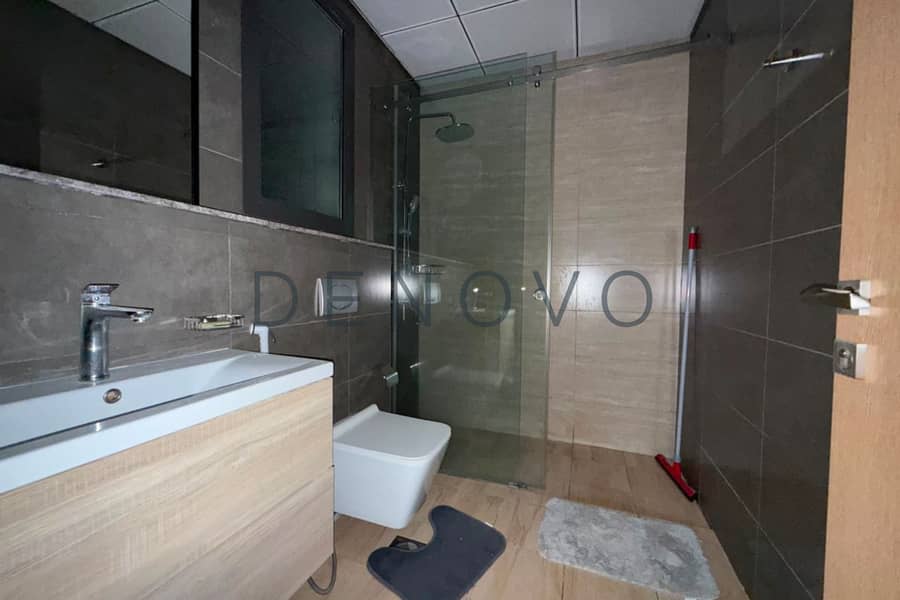 10 Property Image
