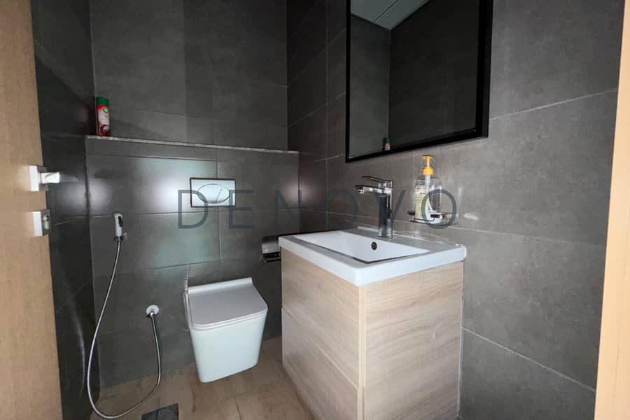 11 Property Image