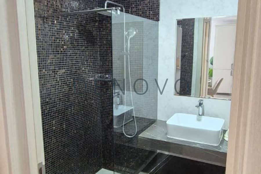 16 Property Image