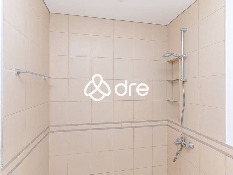 13 DRE05658. JPG