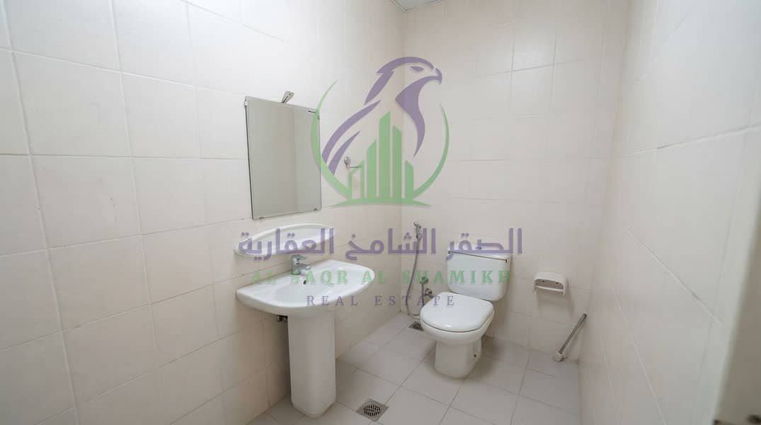 9 Enhancing_real_estate_listing_ph…_202608211744 (1). jpeg