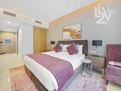 2 Bedroom Apartment for Rent in Business Bay, Dubai - High Floor | Newly Renovated | Elevated Living