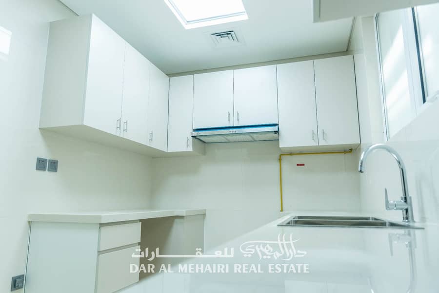 6 Kitchen 1. jpeg