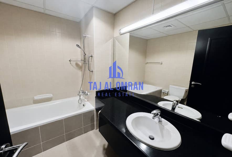 10 taj al omran studio 9. jpg