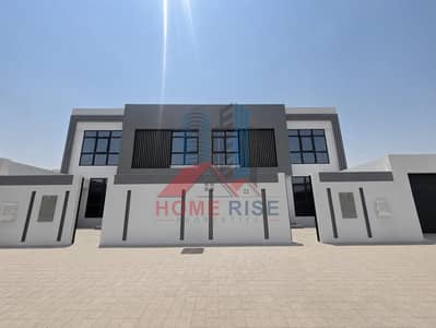 Villa de 5 chambres à à louer à Hoshi, Sharjah - 92b90aec-0a20-44ec-99e6-dbf28b69d579. jpg Villa de 5 chambres à à louer à Hoshi, Sharjah - 92b90aec-0a20-44ec-99e6-dbf28b69d579. jpg