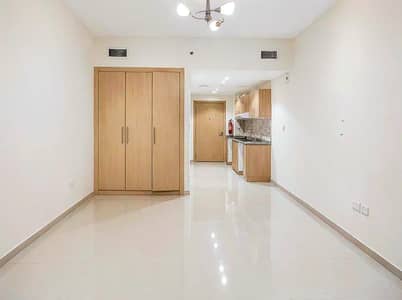 Studio te Huur in Jumeirah Village Circle (JVC), Dubai - Appartement in Jumeirah Village Circle (JVC)，JVC District 10，May Residence, 40000 AED - 16253159