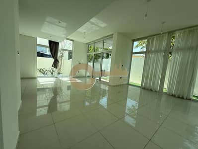 6 Bedroom Villa for Rent in DAMAC Hills 2 (Akoya by DAMAC), Dubai - WhatsApp Image 2025-04-30 at 12.25. 28 PM (1). jpeg 6 Bedroom Villa for Rent in DAMAC Hills 2 (Akoya by DAMAC), Dubai - WhatsApp Image 2025-04-30 at 12.25. 28 PM (1). jpeg