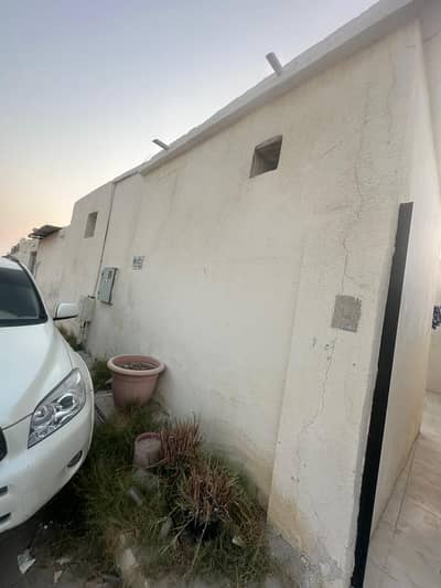 5 Bedroom Villa for Sale in Al Nasserya, Sharjah - WhatsApp Image 2026-08-21 at 11.09. 24 PM (2). jpeg 5 Bedroom Villa for Sale in Al Nasserya, Sharjah - WhatsApp Image 2026-08-21 at 11.09. 24 PM (2). jpeg