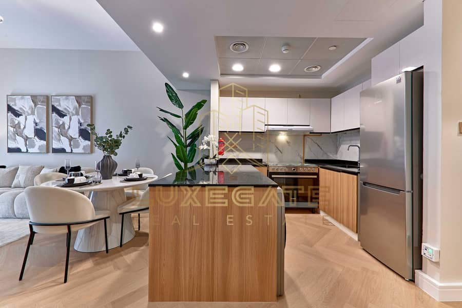 11 Kitchen (2). jpg