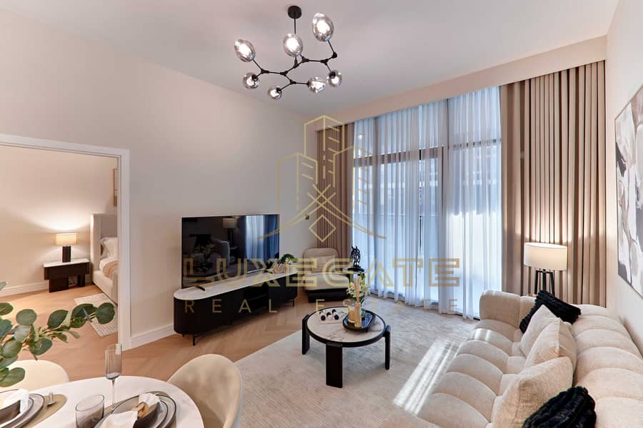 13 Living Room (2). jpg